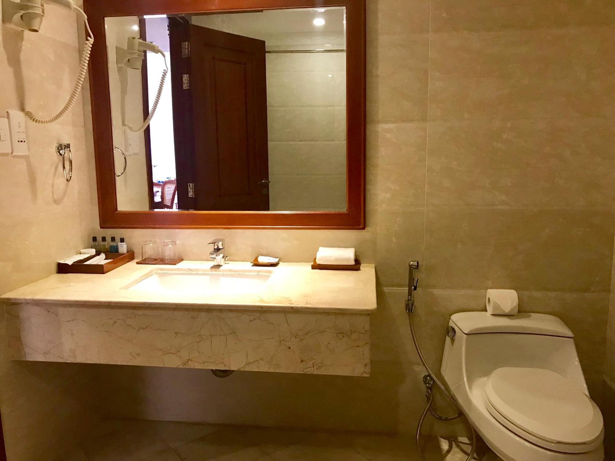 Nha Trang Palace Hotel Exterior foto